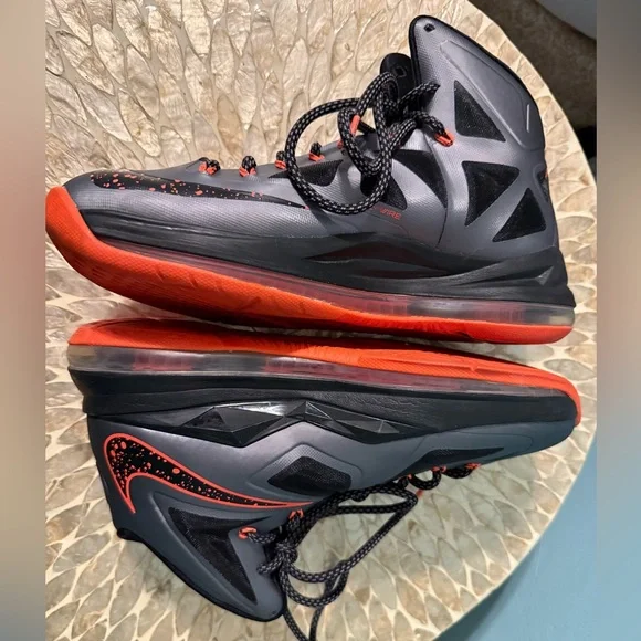 Nike LeBron 10 Lava Size 8.5 - Picture 8 of 13